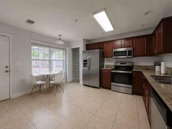 4663 SW 48TH DR #137, Gainesville, FL 32608