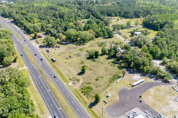 9627 US HIGHWAY 301 HWY N, Hampton, FL 32044