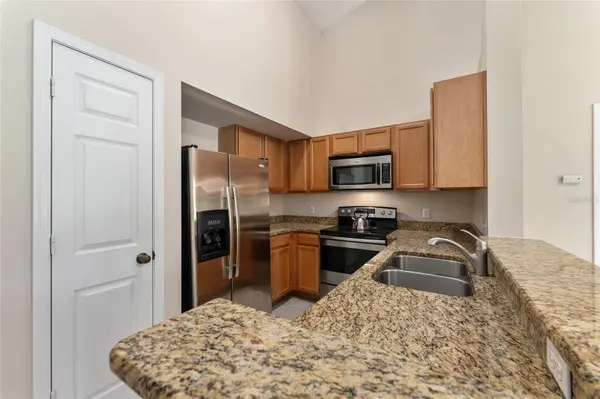 10000 SW 52ND AVE #42, Gainesville, FL 32608