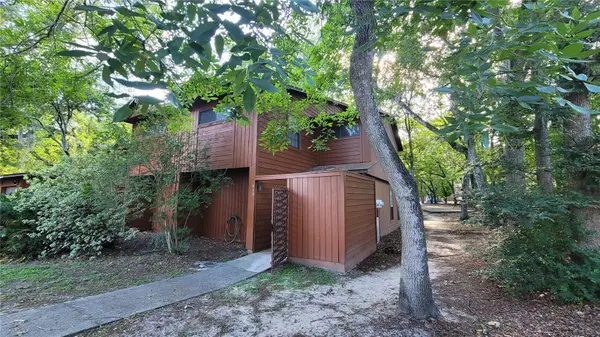 819 SW 57TH TER, Gainesville, FL 32607