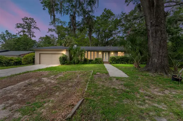 930 NW 37TH TER, Gainesville, FL 32605