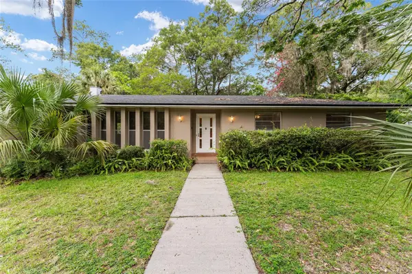 930 NW 37TH TER, Gainesville, FL 32605