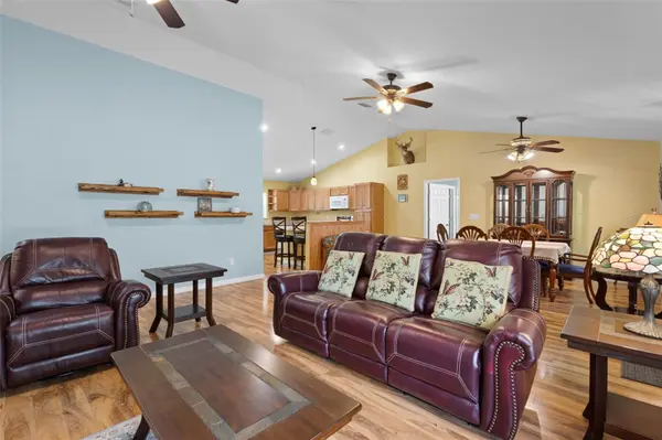 10250 NE 5TH AVE, Branford, FL 32008