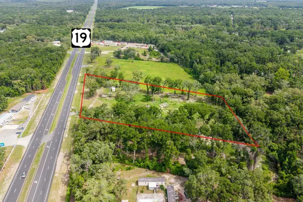 14621 NW HIGHWAY 19, Chiefland, FL 32626