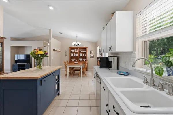 18145 NW 250TH TER, High Springs, FL 32643