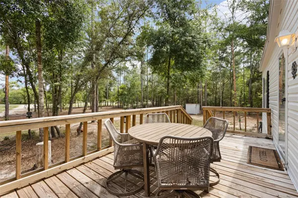 2298 NW 10TH ST, Bell, FL 32619