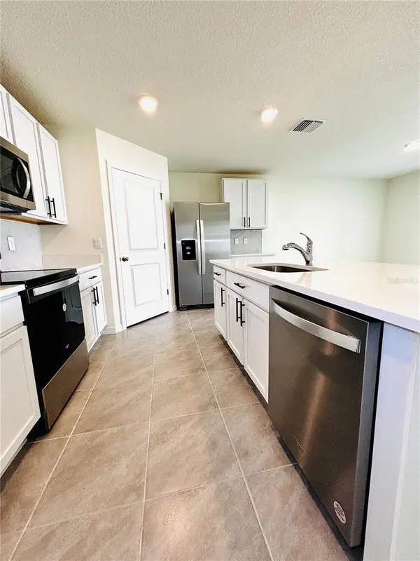 Address not disclosed, Newberry, FL 32669