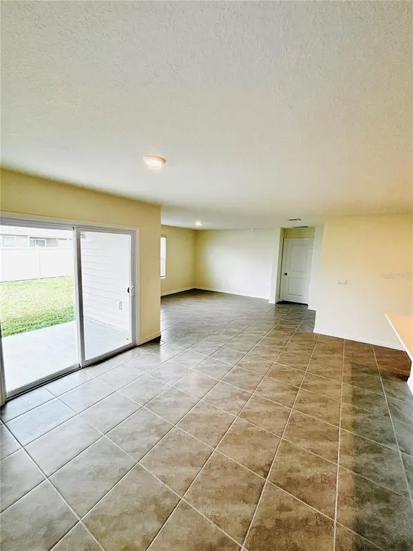 Address not disclosed, Newberry, FL 32669