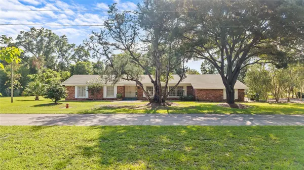 214 SE 2ND ST, Chiefland, FL 32626