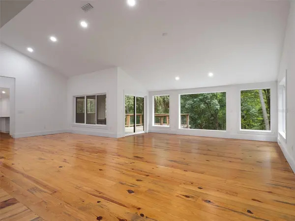 3104 NW 21ST AVE, Gainesville, FL 32605