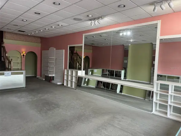 3411 W UNIVERSITY AVE, Gainesville, FL 32607