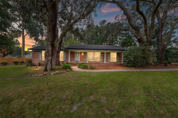 25747 SW 19TH AVE, Newberry, FL 32669
