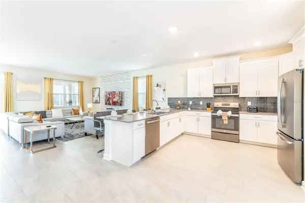 8888 CABOT CLIFFS DR, Davenport, FL 33896