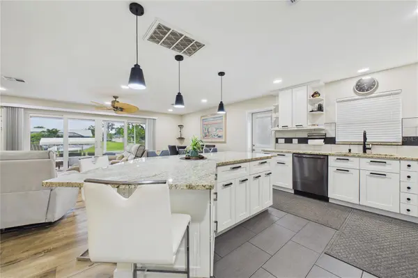 132 CONCORD DR NE, Port Charlotte, FL 33952