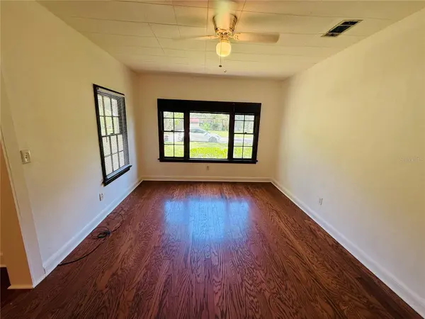745 NE 10TH AVE, Gainesville, FL 32601