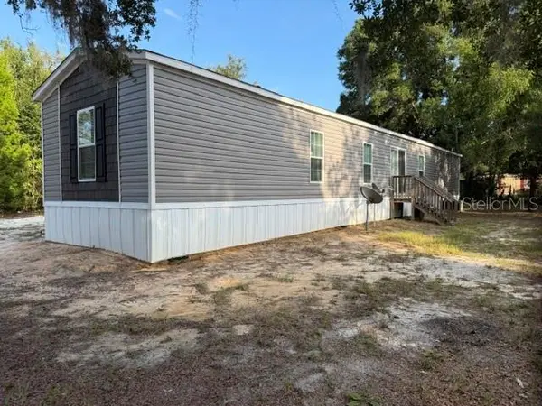 113 MAGNOLIA AVE, Hawthorne, FL 32640
