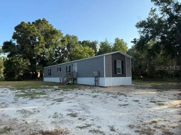 113 MAGNOLIA AVE, Hawthorne, FL 32640