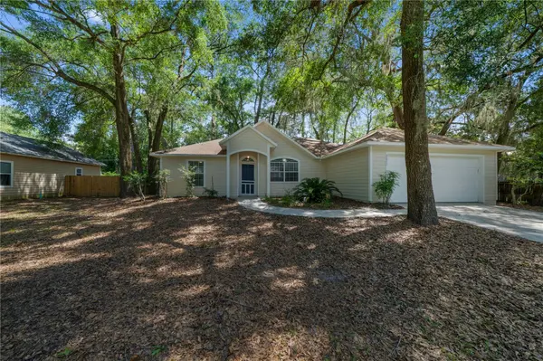 2077 SW 42ND LN, Gainesville, FL 32608