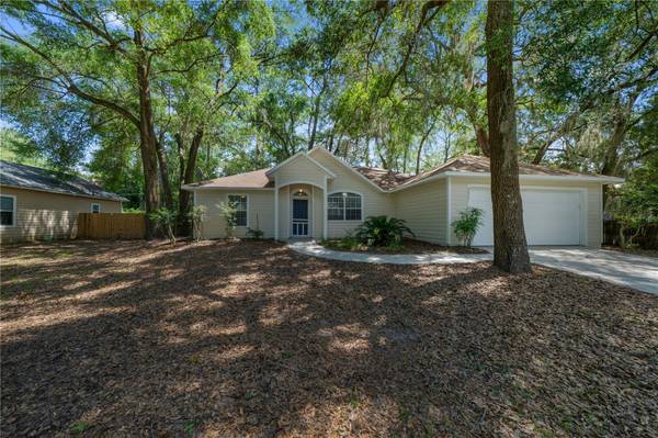 2077 SW 42ND LN, Gainesville, FL 32608