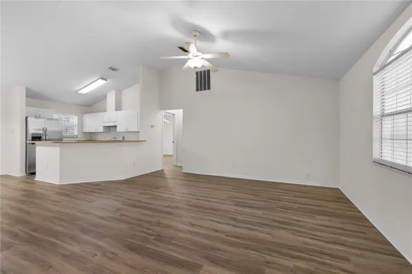 2077 SW 42ND LN, Gainesville, FL 32608
