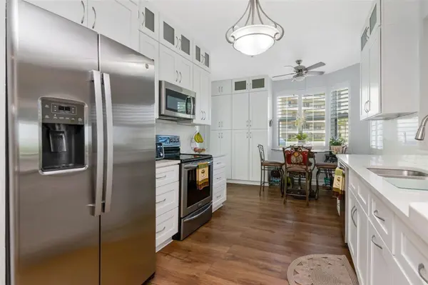 7979 SAILBOAT KEY BLVD S #101, South Pasadena, FL 33707