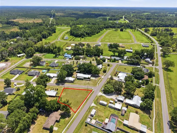 CHERRY ST, Brooker, FL 32622