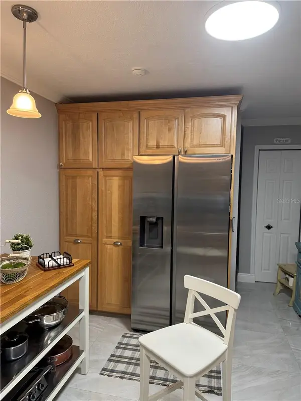 14821 PALMETTO PALM AVE, Miami Lakes, FL 33014