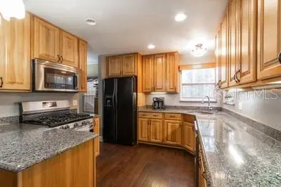 6658 NW 36TH TER, Gainesville, FL 32653