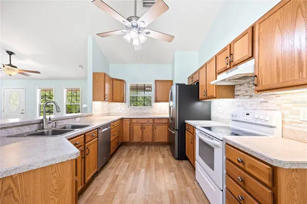 16603 SW 15TH AVE, Newberry, FL 32669