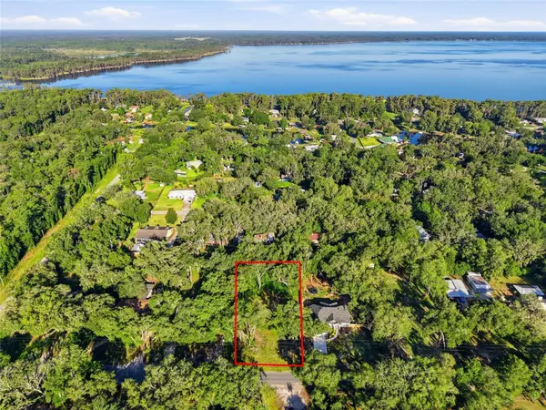 00 SE 2ND AVE, Melrose, FL 32666