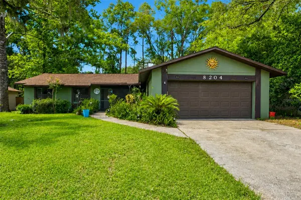 8204 SW 12TH PL, Gainesville, FL 32607