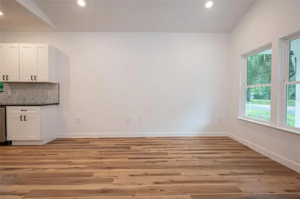 2402 NE 70TH ST, Gainesville, FL 32609