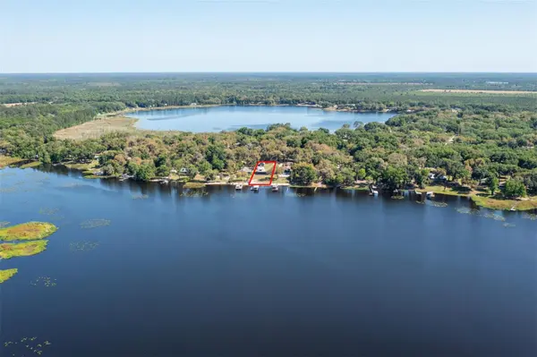 120 LITTLE ORANGE LAKE DR, Hawthorne, FL 32640