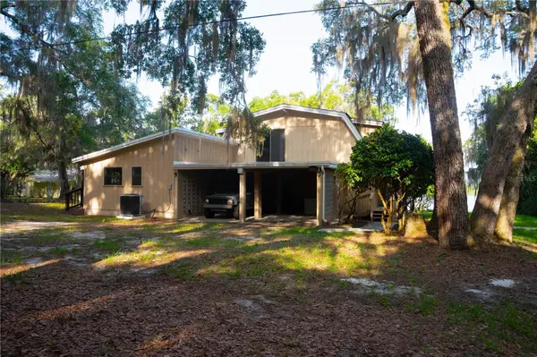 122 COWPEN LN, Hawthorne, FL 32640