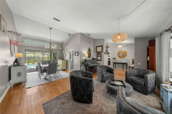 4312 NW 12TH PL, Gainesville, FL 32605