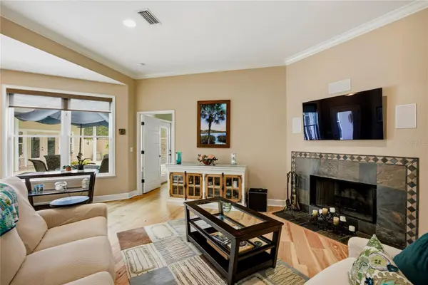 10570 NW 25TH LN, Gainesville, FL 32606
