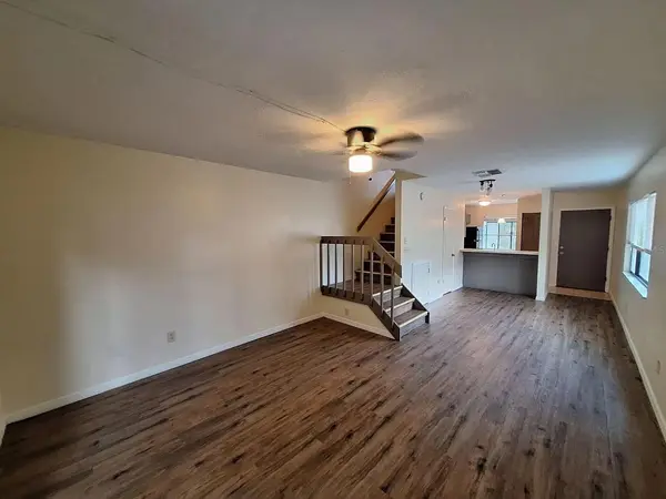 6111 SW 8TH PL, Gainesville, FL 32607