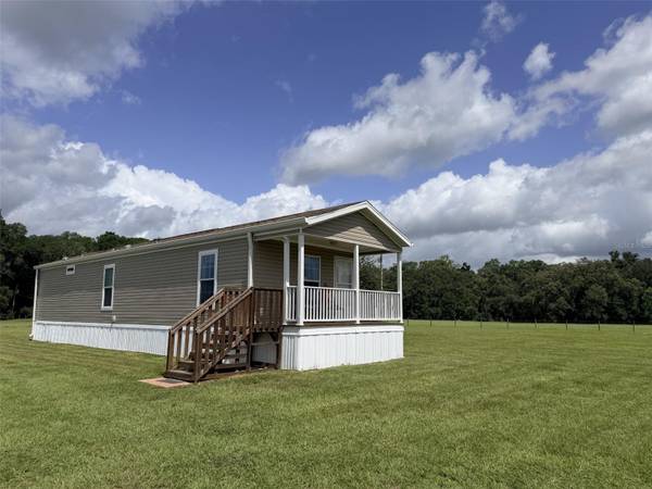 628 NE 816 AVE, Old Town, FL 32680