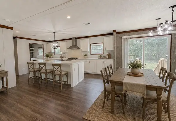 330 SW CHALET TER, Fort White, FL 32038