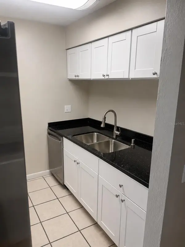 4017 SW 22ND RD #B, Gainesville, FL 32607