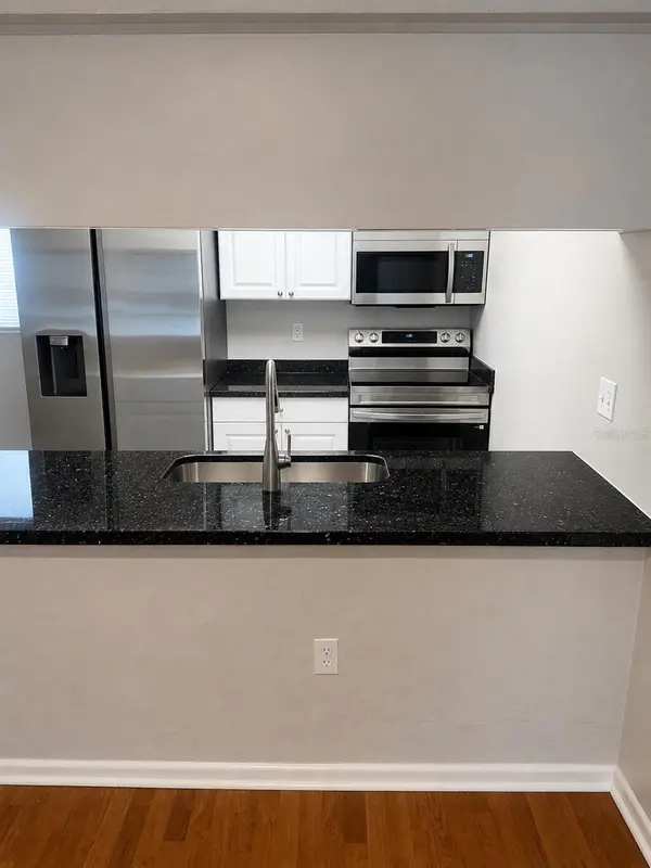 4017 SW 22ND RD #B, Gainesville, FL 32607