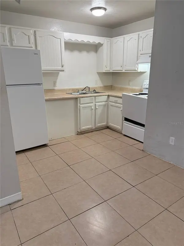 2525 NW 62ND PL #2525, Gainesville, FL 32653