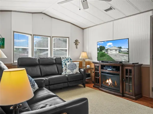 108 SILVERSIDES ST, Lake Wales, FL 33898