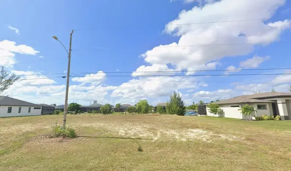 2622 SW 17TH AVE, Cape Coral, FL 33914