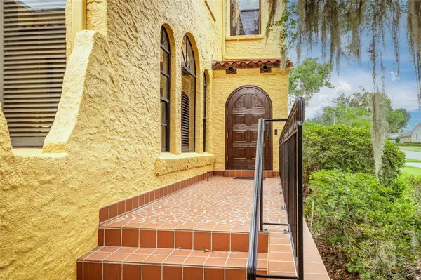 327 MIRAMAR RD, Lakeland, FL 33803