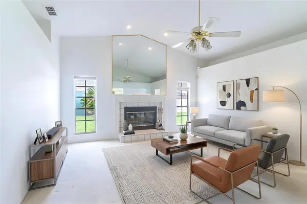 699 HUNTERS RUN BLVD, Lakeland, FL 33809