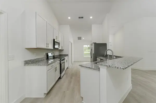 3036 THORNHILL RD, Winter Haven, FL 33880