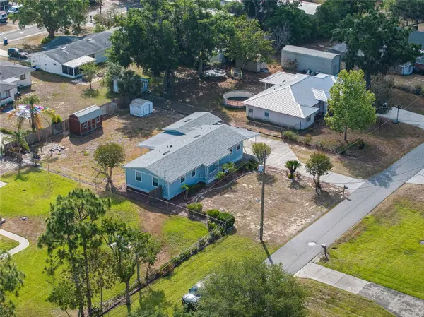 729 E LAKE AVE, Eagle Lake, FL 33839