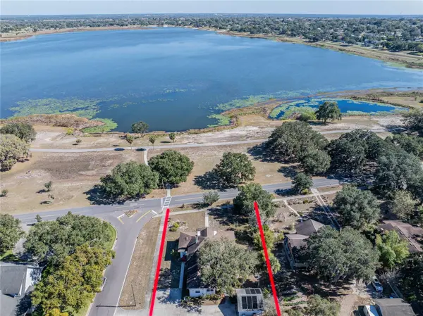 102 S LAKESHORE BLVD, Lake Wales, FL 33853