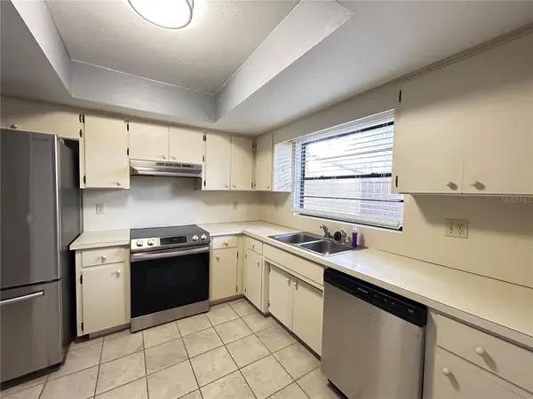1026 MEDINAH DR, Winter Haven, FL 33884
